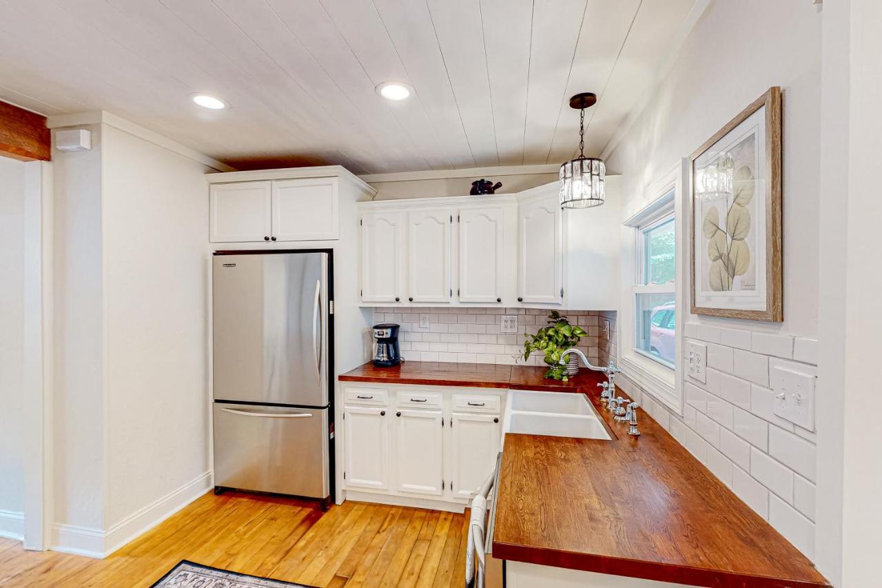 בלק מאונטיין Cookie Cottage מראה חיצוני תמונה